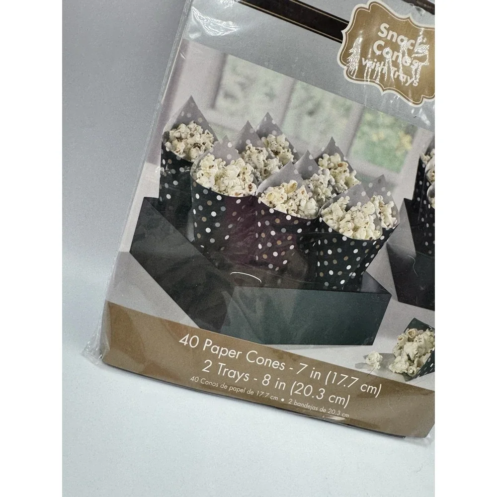 40x Cone Shape Popcorn Black Paper Bags with Tray Treat Buffet Bags for Popcorn